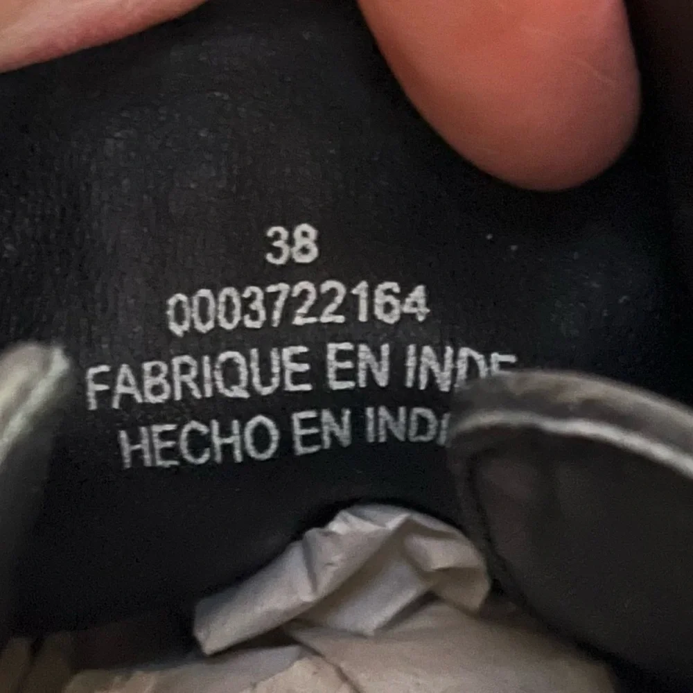 Free People Back Loop Ankle Boots W/Cross Straps & Buckle Black Leather EUC 7.5 - Picture 10 of 11